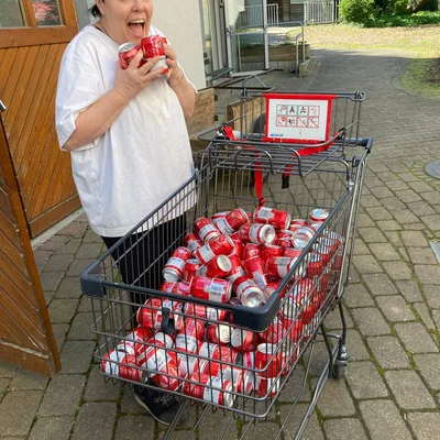 ...und es gilt, einige Bierdosen zu pr&auml;parieren